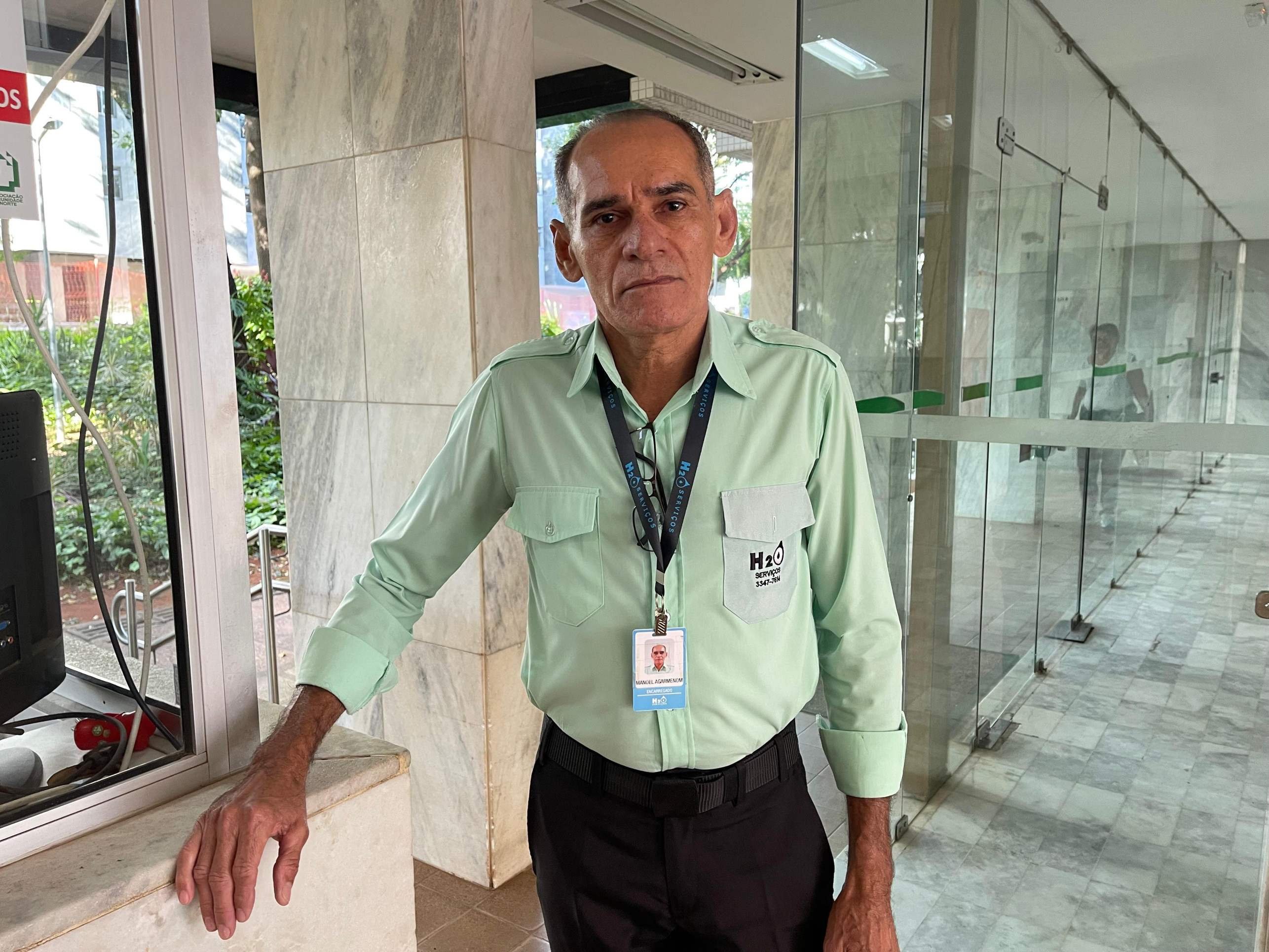 Zelador, Manoel Agarmenom contou que furtos ocorrem mensalmente