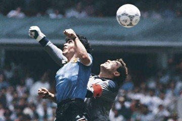 Para assistir ao meu primeiro jogo de futebol, eu me vesti como se fosse para uma festa -  (crédito: Lourdes Heredia)