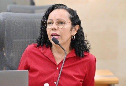 Deputada estadual Divaneide Basílio durante sessão legislativa -  (crédito: João Gilberto/ALRN) -Deputada estadual Divaneide Basílio durante sessão legislativa -  (crédito: João Gilberto/ALRN)