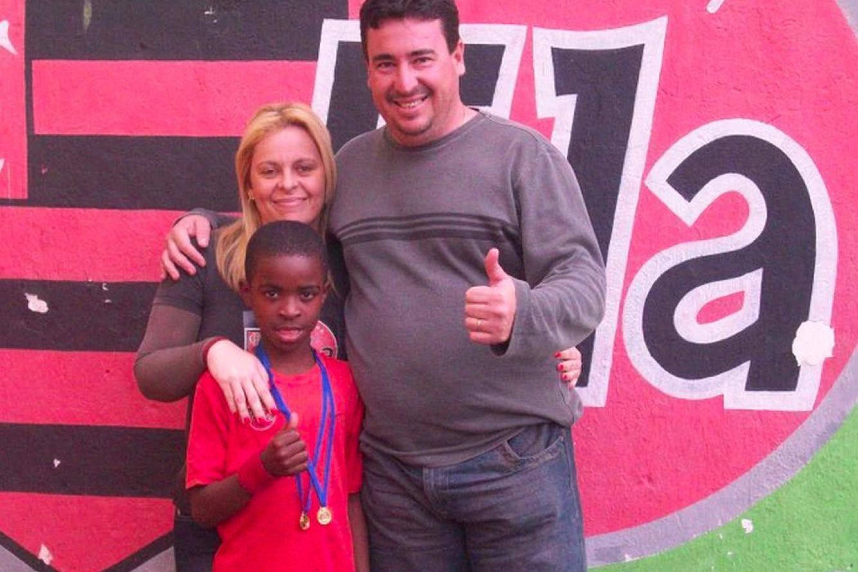 'Pra pegar esse menino, só se for de moto': as memórias do primeiro técnico de Vini Jr