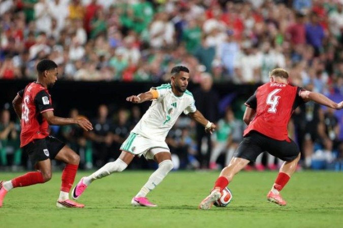 Argélia e Austria se alternaram à frente no placar e terminaram empatadas em 3 a 3 -  (crédito: Foto: Charlotte Wilson/Getty Images)
