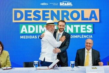 Lan&ccedil;amento aconteceu nesta segunda-feira (29/6), no Pal&aacute;cio do Planalto; incentivo poder&aacute; beneficiar at&eacute; 4 milh&otilde;es de pessoas -  (crédito: Ricardo Stuckert / PR)