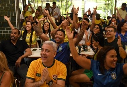 Dados do Índice Cielo do Varejo Ampliado mostram que bares, discotecas e casas noturnas registraram crescimento de 86,1% no faturamento durante a vitória sobre o Japão -  (crédito:  Marcelo Ferreira/CB/D.A Press) -Dados do Índice Cielo do Varejo Ampliado mostram que bares, discotecas e casas noturnas registraram crescimento de 86,1% no faturamento durante a vitória sobre o Japão -  (crédito:  Marcelo Ferreira/CB/D.A Press)