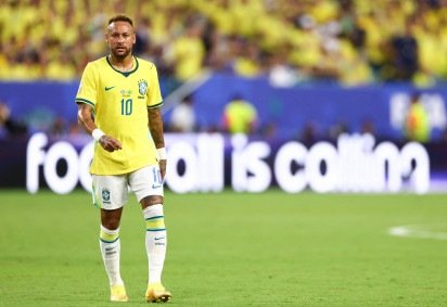 Neymar doa R$ 1,3 milh&atilde;o para v&iacute;timas do terremoto na Venezuela
       -  (crédito: AFP) -Neymar doa R$ 1,3 milh&atilde;o para v&iacute;timas do terremoto na Venezuela
       -  (crédito: AFP)