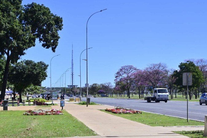O tr&acirc;nsito no sentido rodovi&aacute;ria do Plano Piloto e Congresso Nacional ainda est&atilde;o fluindo com tranquilidade 