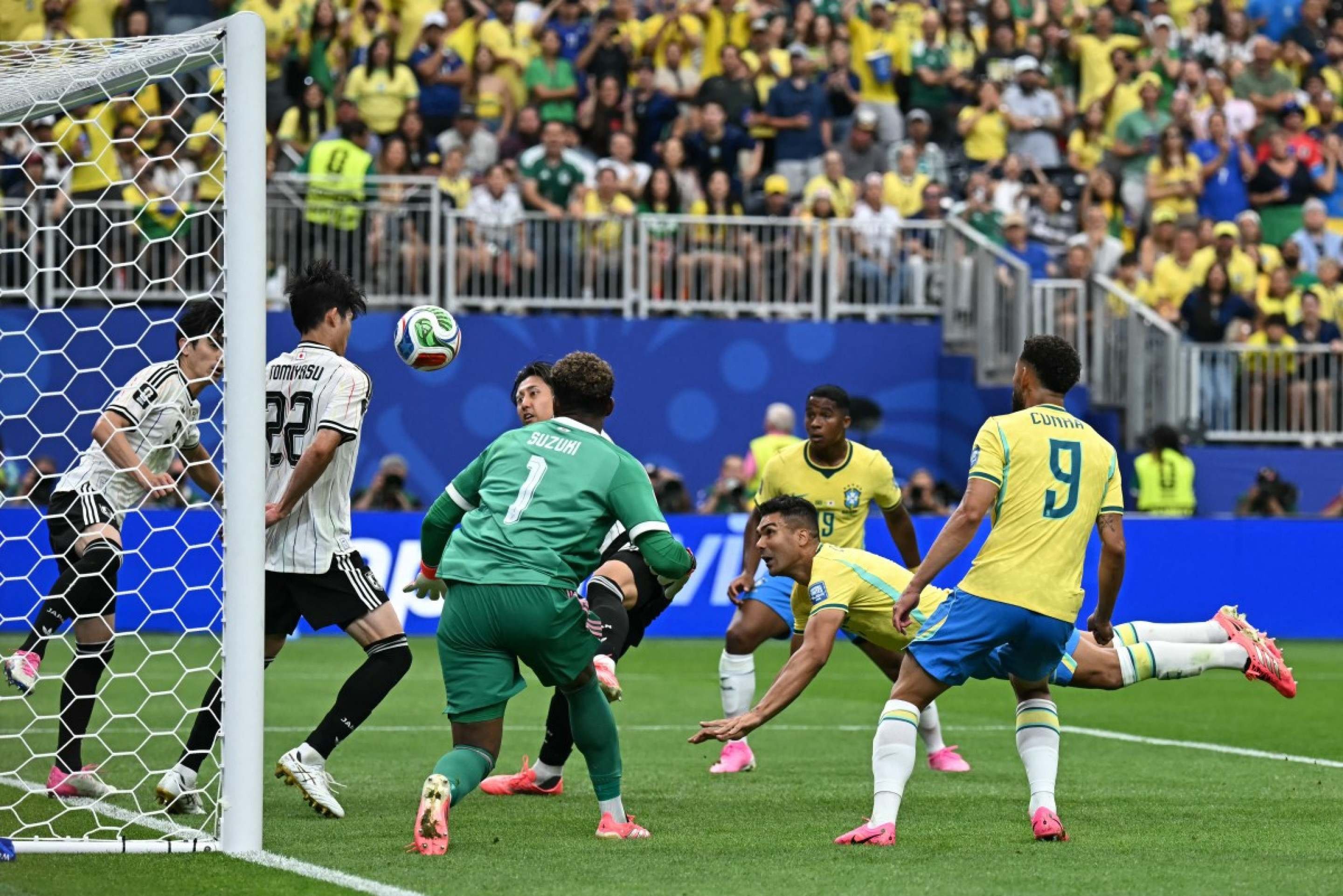 Gol do Casemiro contra o Jap&atilde;o