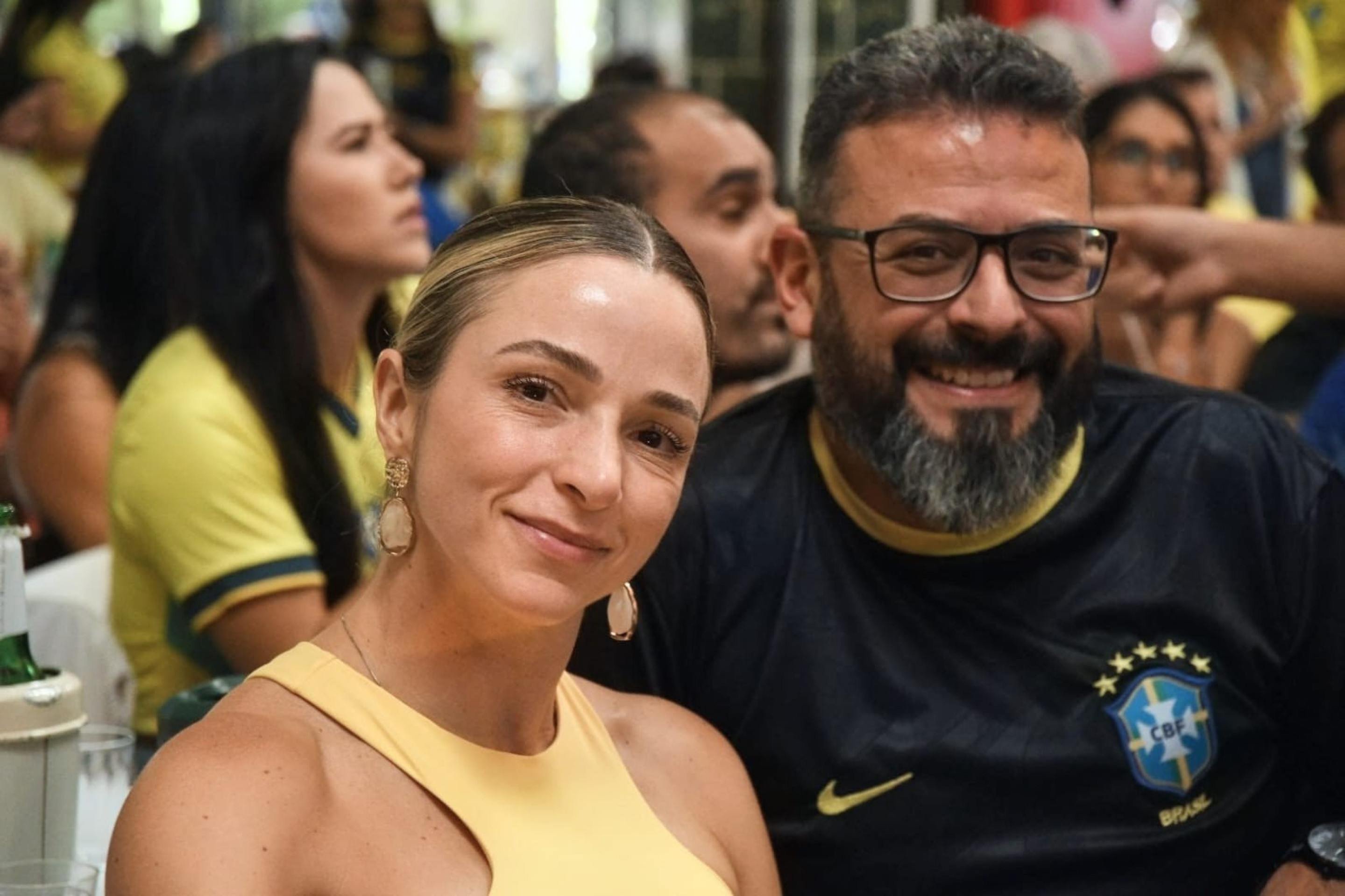 J&uacute;lio Isidoro e a namorada