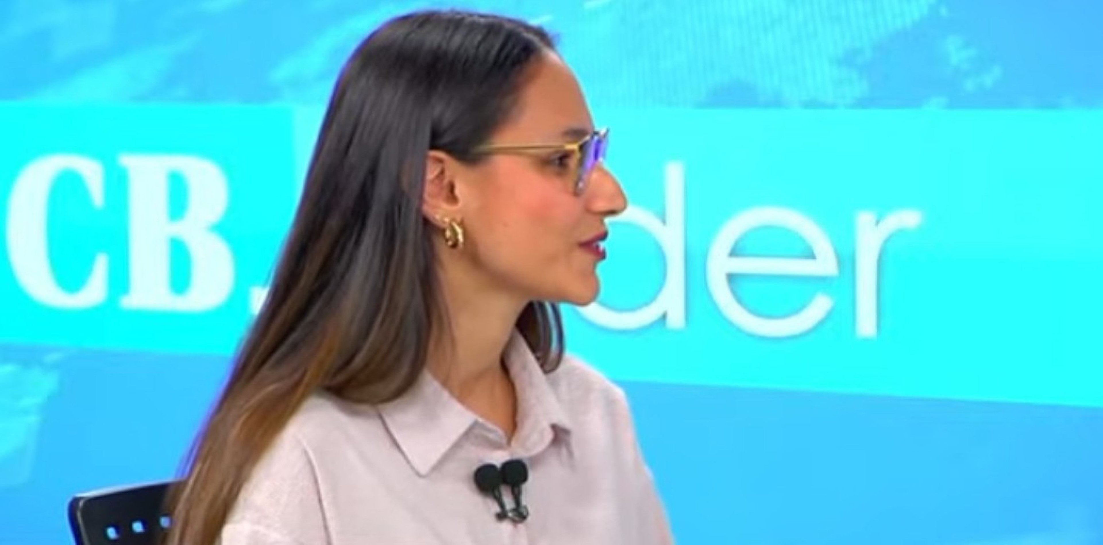 Larissa Maciel, professora da Universidade Católica de Brasília, mestra em Educação Física, com graduação em Psicologia e Educação Física, é a entrevistada do CB.Poder 