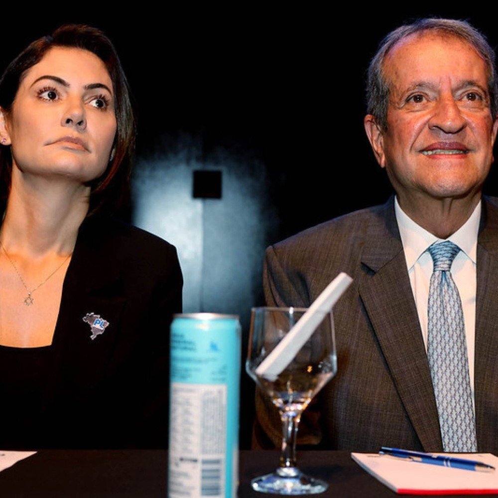 Valdemar diz que Michelle deixa PL Mulher por "momento difícil"