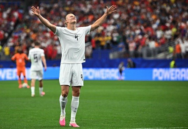 Erling Braut Haaland, jogador da Noruega -  (crédito: Paul ELLIS / AFP)