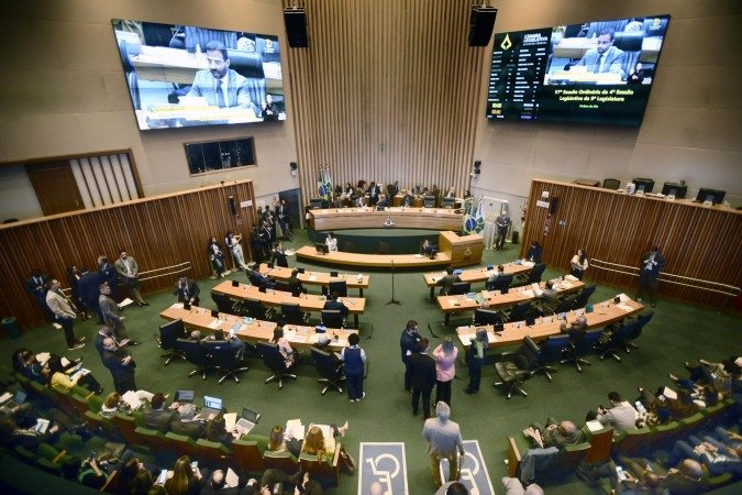 Criação de centros de apoio 24h a mulheres vítimas de violência é aprovado na Câmara Legislativa
- (crédito: Minervino Júnior/CB/D.A.Press) Criação de centros de apoio 24h a mulheres vítimas de violência é aprovado na Câmara Legislativa
- (crédito: Minervino Júnior/CB/D.A.Press)
