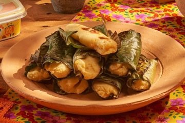 Pé de Zumbi ou Manauê: a tradicional receita nordestina com massa puba e leite de coco, ideal para celebrações. - (crédito: Divulgação) Pé de Zumbi ou Manauê: a tradicional receita nordestina com massa puba e leite de coco, ideal para celebrações. - (crédito: Divulgação)