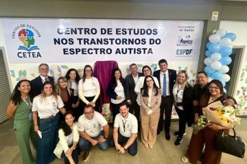 25 pesquisadores realizam a sistematização de dados epidemiológicos e contribuem para a formulação de políticas públicas voltadas ao Transtorno do Espectro Autista (TEA) - (crédito: Divulgação/ Fepecs) 25 pesquisadores realizam a sistematização de dados epidemiológicos e contribuem para a formulação de políticas públicas voltadas ao Transtorno do Espectro Autista (TEA) - (crédito: Divulgação/ Fepecs)