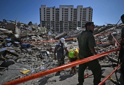 Os tremores no país vizinho mataram oficialmente mais de 3.889 pessoas -  (crédito: JUAN BARRETO / AFP) -Os tremores no país vizinho mataram oficialmente mais de 3.889 pessoas -  (crédito: JUAN BARRETO / AFP)