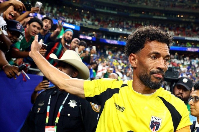Tim Payne, da Nova Zelândia, durante a partida contra a Bélgica na primeira fase da Copa 2026 - (crédito: BOB FRID/EPA/Shutterstock) Tim Payne, da Nova Zelândia, durante a partida contra a Bélgica na primeira fase da Copa 2026 - (crédito: BOB FRID/EPA/Shutterstock)