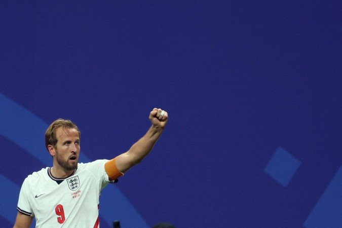 O centroavante da Inglaterra, Harry Kane, foi o autor dos dois gols da vitória por 2 x 1 contra RD Congo, pela segunda fase da Copa do Mundo de 2026 - (crédito: ODD ANDERSEN / AFP) O centroavante da Inglaterra, Harry Kane, foi o autor dos dois gols da vitória por 2 x 1 contra RD Congo, pela segunda fase da Copa do Mundo de 2026 - (crédito: ODD ANDERSEN / AFP)