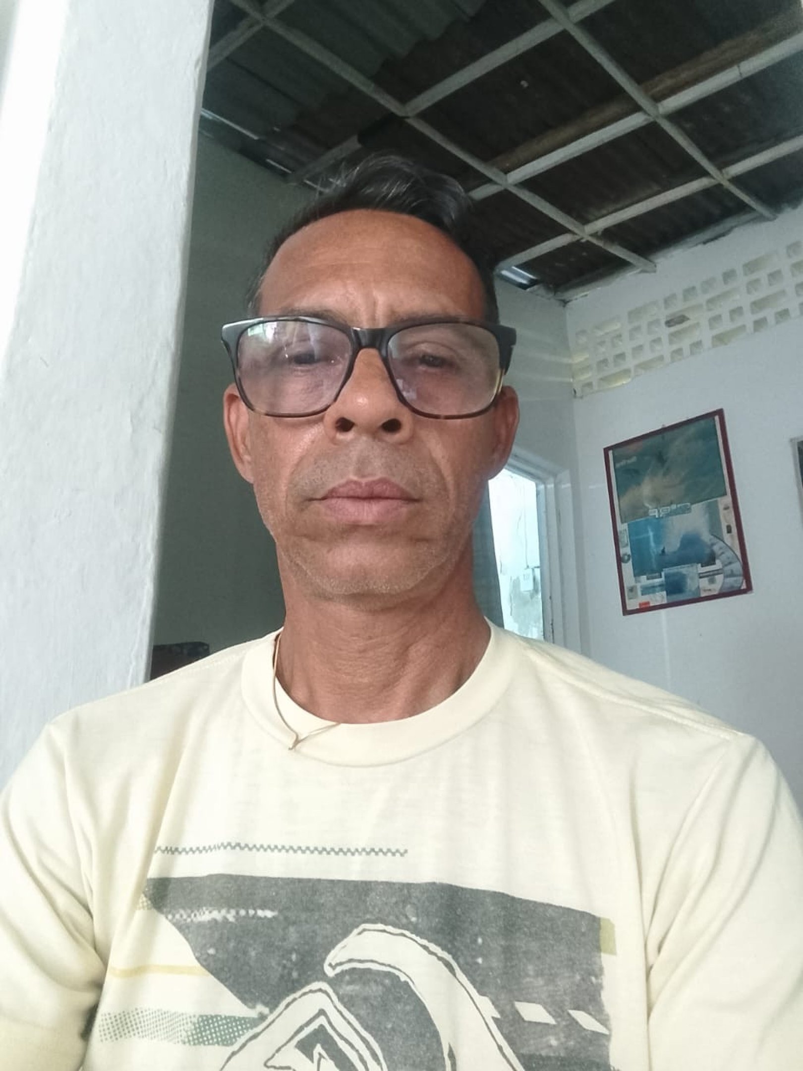 Alexis Brache, 56 anos, trabalhador portu&aacute;rio, morador de Macuto   