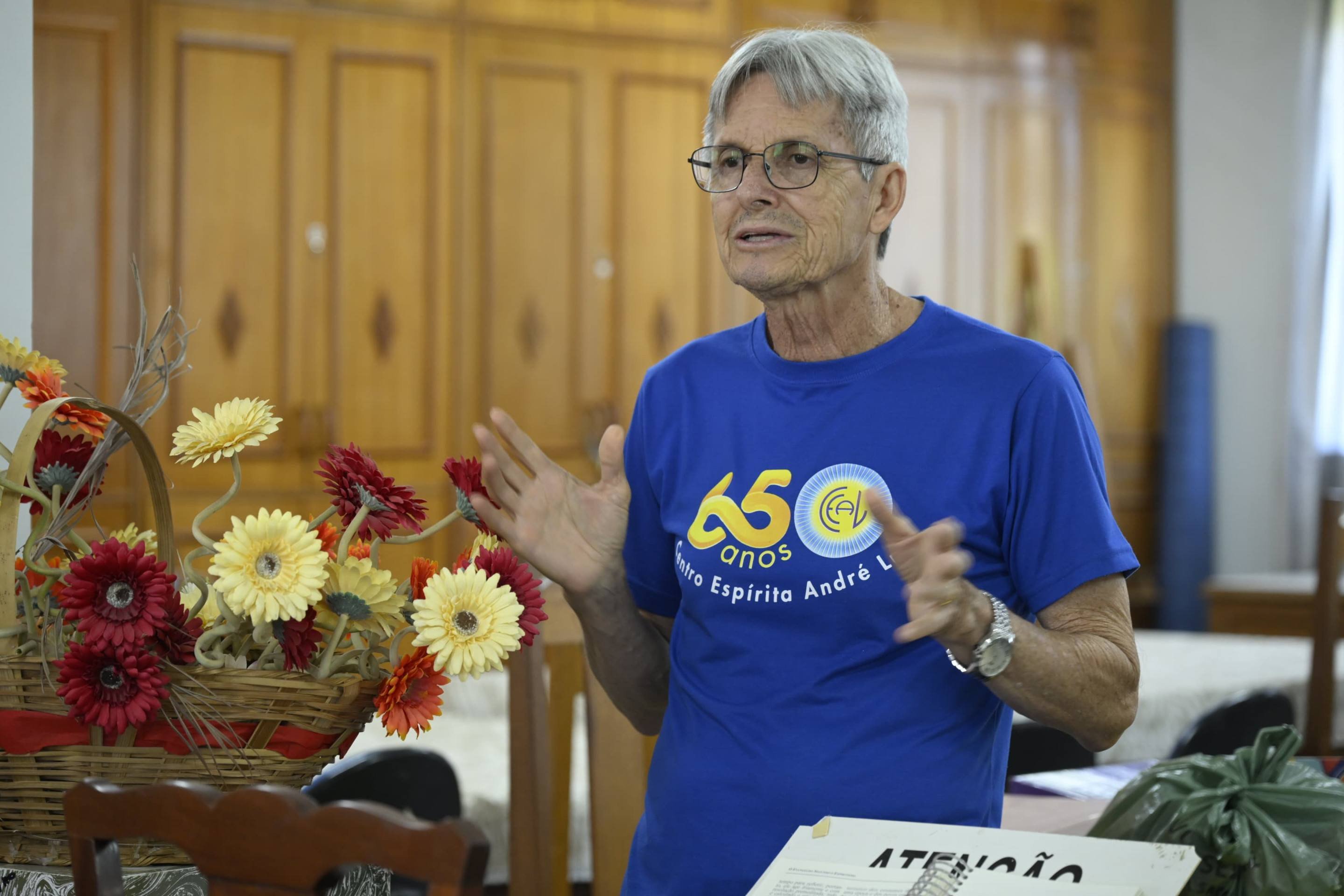  01/07/2026. Jos&eacute; Luiz Dias, presidente do Centro Esp&iacute;rita Andr&eacute; Luiz, fala sobre a morte de Ant&ocirc;nio Villela, fundador do Centro.