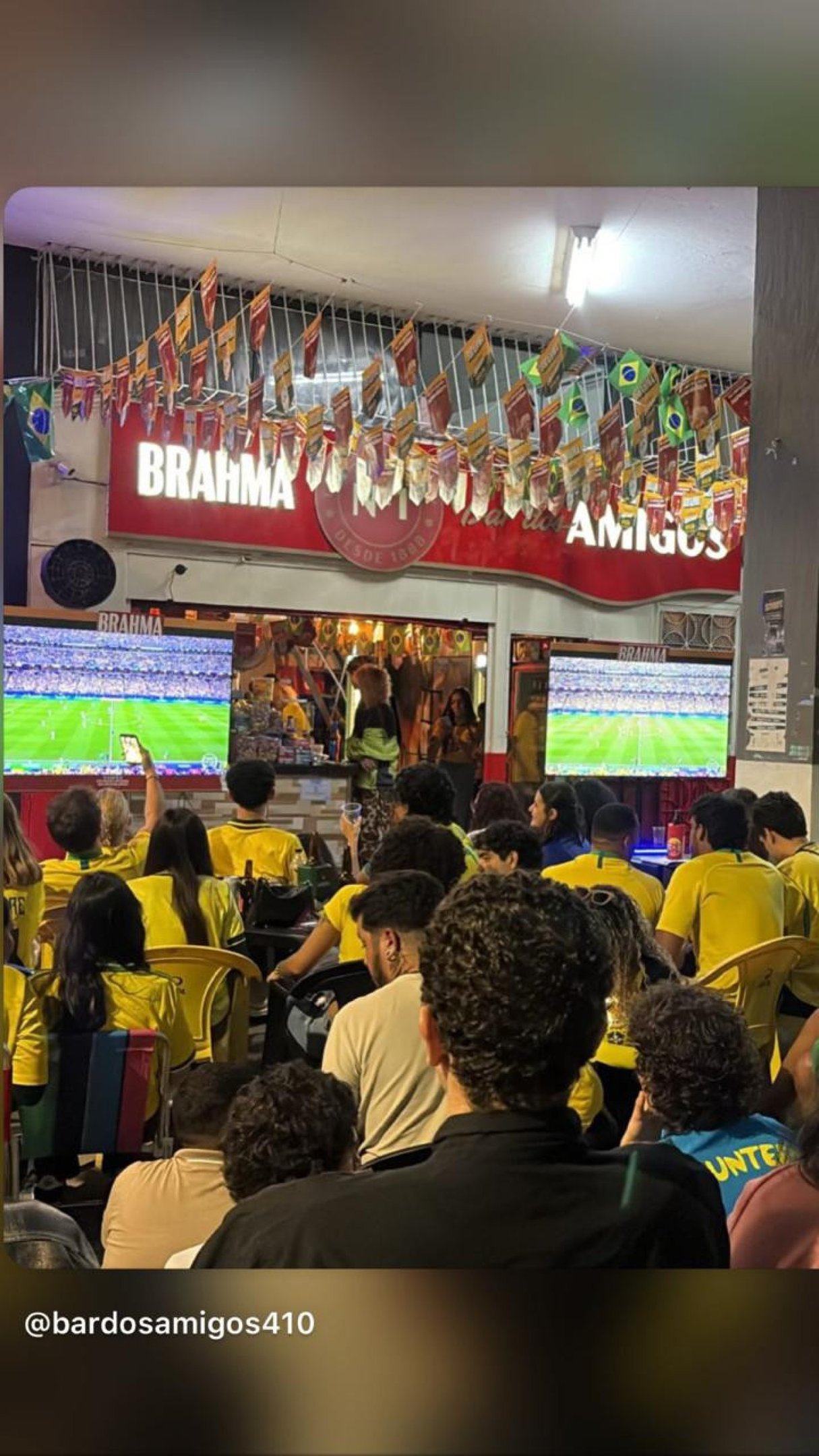 O Bar dos Amigos lotou no pen&uacute;ltimo jogo da Sele&ccedil;&atilde;o. Expectativa &eacute; de casa cheia