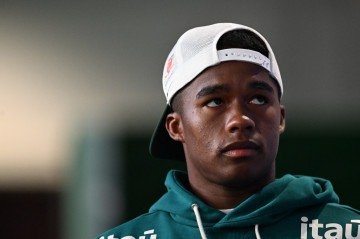 Às vésperas de uma possível primeira oportunidade como titular em uma Copa do Mundo, o atacante esteve leve para deixar o futebol em segundo plano -  (crédito: Mauro Pimentel/ AFP)