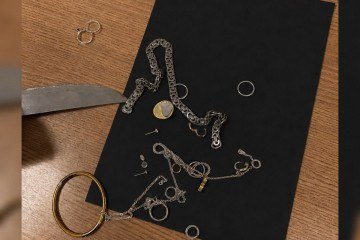 Itens das v&iacute;timas foram encontrados em posse do suspeito -  (crédito: Material cedido ao Correio)