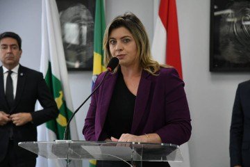 A delegada Karen Lankamer destacou o papel social da ação durante a solenidade no Instituto de Identificação - (crédito: Foto: Marcelo Ferreira/C.B/D.A Press) A delegada Karen Lankamer destacou o papel social da ação durante a solenidade no Instituto de Identificação - (crédito: Foto: Marcelo Ferreira/C.B/D.A Press)