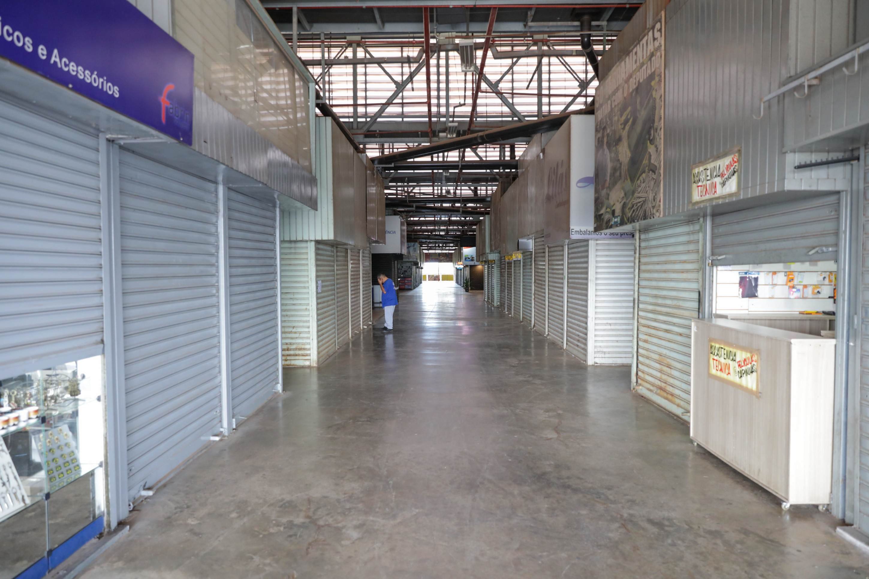 Ocupantes do Shopping Popular têm até 7 de julho para recadastramento
