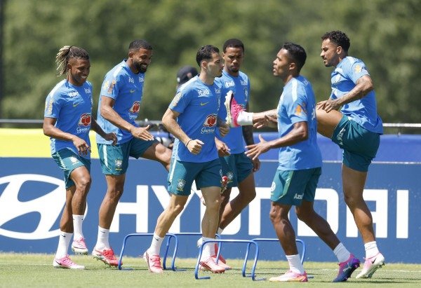 Treino da Seleção Brasileira: expectativa contra a Noruega  -  (crédito: CBF/Divulgação)