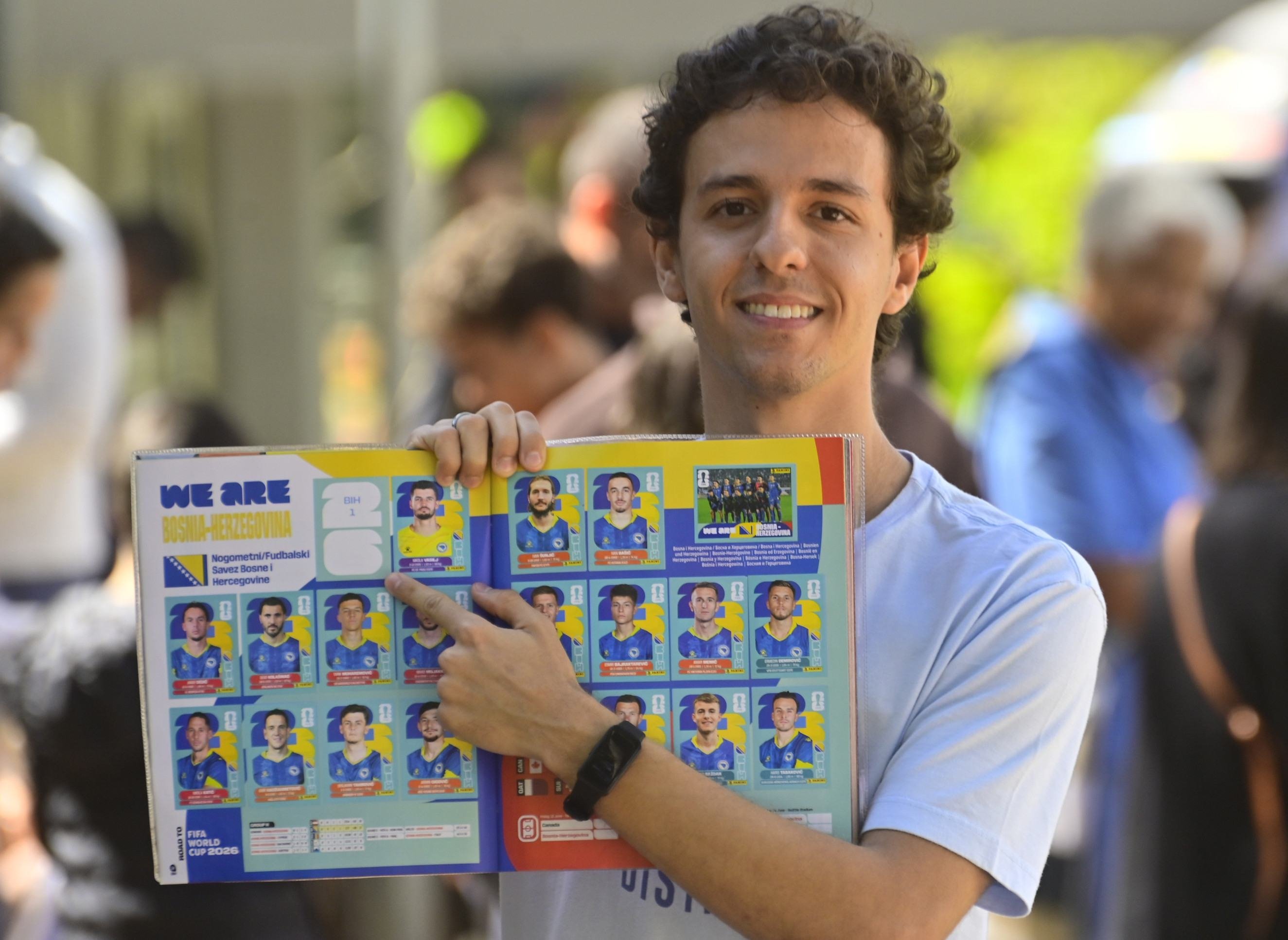 Daniel Baby precisa apenas de um cromo para finalizar