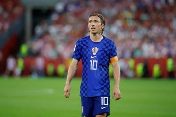 O meio-campista da Croácia, Luka Modric (camisa 10), reage durante a partida da fase de 32 da Copa do Mundo de 2026 entre Portugal e Croácia, no Toronto Stadium, em Toronto, em 2 de julho de 2026 - (crédito: KAMIL KRZACZYNSKI / AFP) O meio-campista da Croácia, Luka Modric (camisa 10), reage durante a partida da fase de 32 da Copa do Mundo de 2026 entre Portugal e Croácia, no Toronto Stadium, em Toronto, em 2 de julho de 2026 - (crédito: KAMIL KRZACZYNSKI / AFP)
