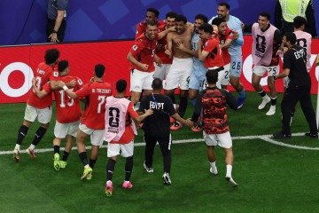 Seleção do Egito comemora vaga conquistada nas oitavas de final da Copa do Mundo de 2026, após vitória nos pênaltis contra a Austrália - (crédito: AFP) Seleção do Egito comemora vaga conquistada nas oitavas de final da Copa do Mundo de 2026, após vitória nos pênaltis contra a Austrália - (crédito: AFP)