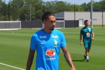 Raphinha no treinamento desta sexta-feira (3/7) pela Seleção Brasileira
- (crédito: Reprodução/YouTube da Seleção) Raphinha no treinamento desta sexta-feira (3/7) pela Seleção Brasileira
- (crédito: Reprodução/YouTube da Seleção)