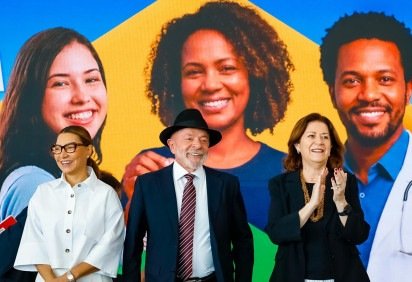Lula participou de cerimônia para entregas simultâneas em sete estados, na véspera do início do defeso eleitoral -  (crédito: Ricardo Stuckert/PR) -Lula participou de cerimônia para entregas simultâneas em sete estados, na véspera do início do defeso eleitoral -  (crédito: Ricardo Stuckert/PR)