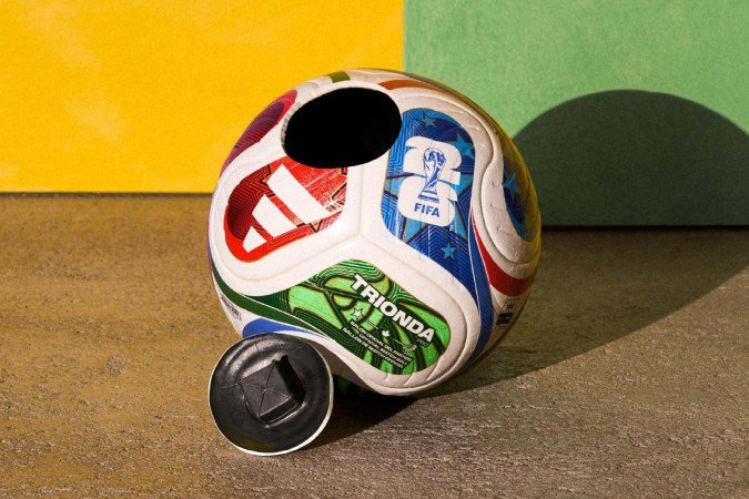 Bola Trionda embute um sensor de movimento que capta qualquer toque - (crédito: Divulgação/Adidas) Bola Trionda embute um sensor de movimento que capta qualquer toque - (crédito: Divulgação/Adidas)