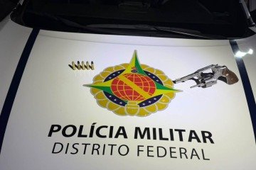Homem é preso após usar arma de fogo para ameaçar em Santa Maria - (crédito: PMDF/Divulgação) Homem é preso após usar arma de fogo para ameaçar em Santa Maria - (crédito: PMDF/Divulgação)