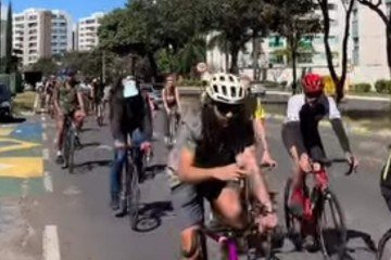 Ato ocorreu neste sábado -  (crédito: bicicletada.df/Reprodução)