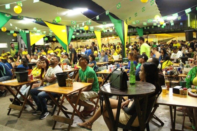 O bar em Ceilândia Sul contará com telão e festa para os clientes durante o jogo contra a Noruega - (crédito: Material cedido ao Correio) O bar em Ceilândia Sul contará com telão e festa para os clientes durante o jogo contra a Noruega - (crédito: Material cedido ao Correio)