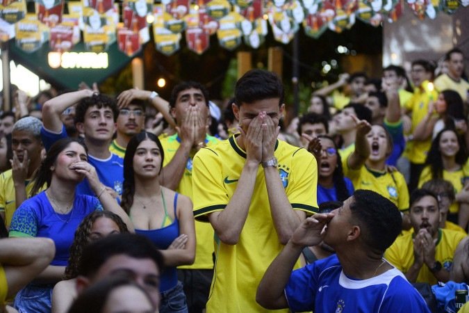 Jogo da copa - Brasil perde 2 X1 Noruega 
