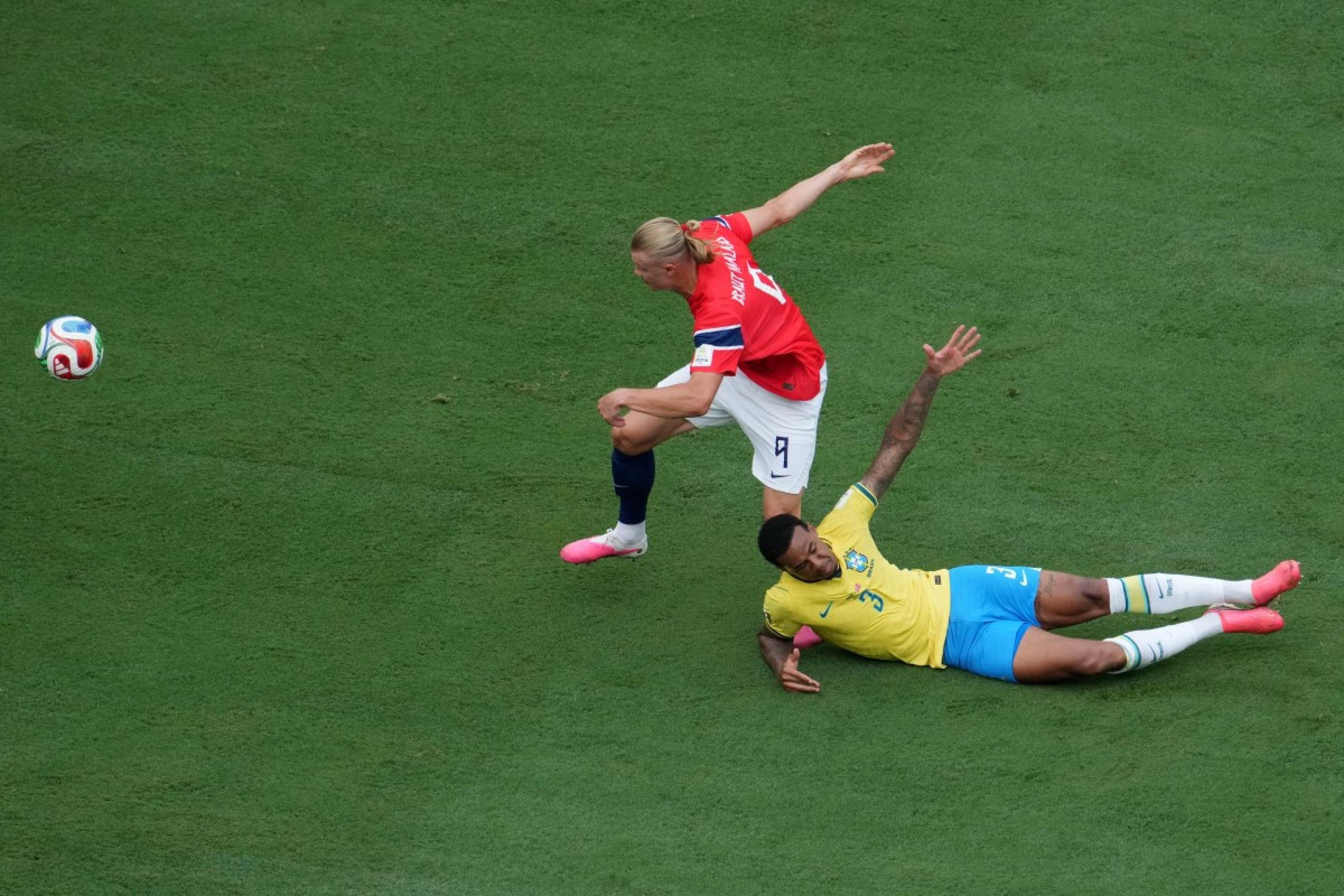 Jogo entre Brasil e Noruega