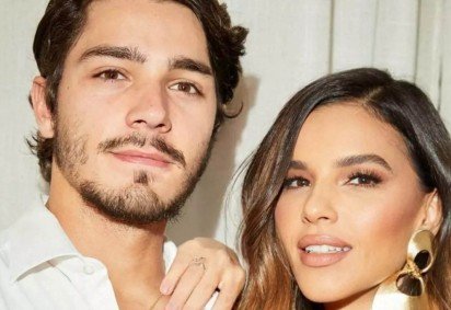 Mariana Rios anuncia noivado com Juca Diniz durante viagem a Portugal -  (crédito: Observatorio dos Famosos) -Mariana Rios anuncia noivado com Juca Diniz durante viagem a Portugal -  (crédito: Observatorio dos Famosos)