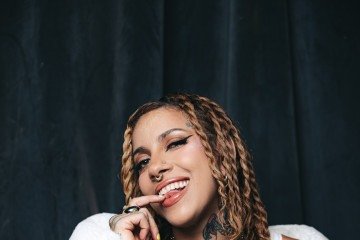 Cantora Leoa se apresenta com o novo álbum Original Malokera
- (crédito: Divulgação) Cantora Leoa se apresenta com o novo álbum Original Malokera
- (crédito: Divulgação)