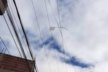 Ocorrências com pipas na rede elétrica crescem 31% - (crédito: Neoenergia Brasília/Divulgação) Ocorrências com pipas na rede elétrica crescem 31% - (crédito: Neoenergia Brasília/Divulgação)