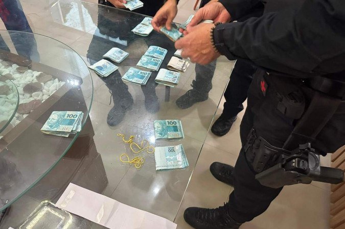Operação cumpriu seis mandados de busca e apreensão - (crédito: PCDF/Divulgação) Operação cumpriu seis mandados de busca e apreensão - (crédito: PCDF/Divulgação)