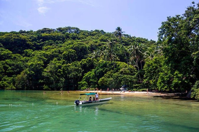 A Ilha Grande tem cerca de 193 quilômetros quadrados, sendo a maior ilha do estado do Rio de Janeiro - (crédito: Reprodução/Pinterest) A Ilha Grande tem cerca de 193 quilômetros quadrados, sendo a maior ilha do estado do Rio de Janeiro - (crédito: Reprodução/Pinterest)
