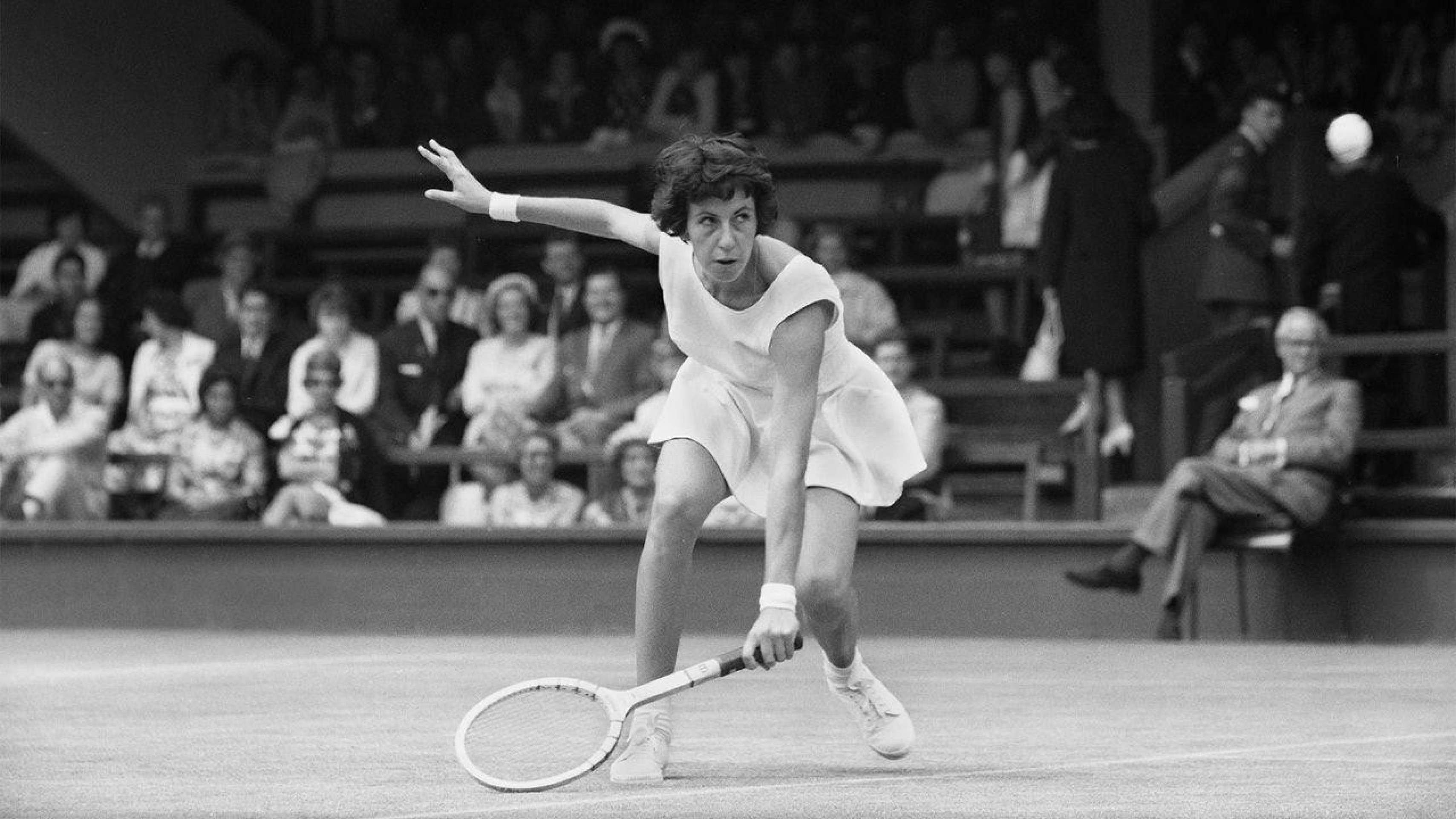 Como a calcinha rosa de uma tenista brasileira escandalizou Wimbledon em 1962