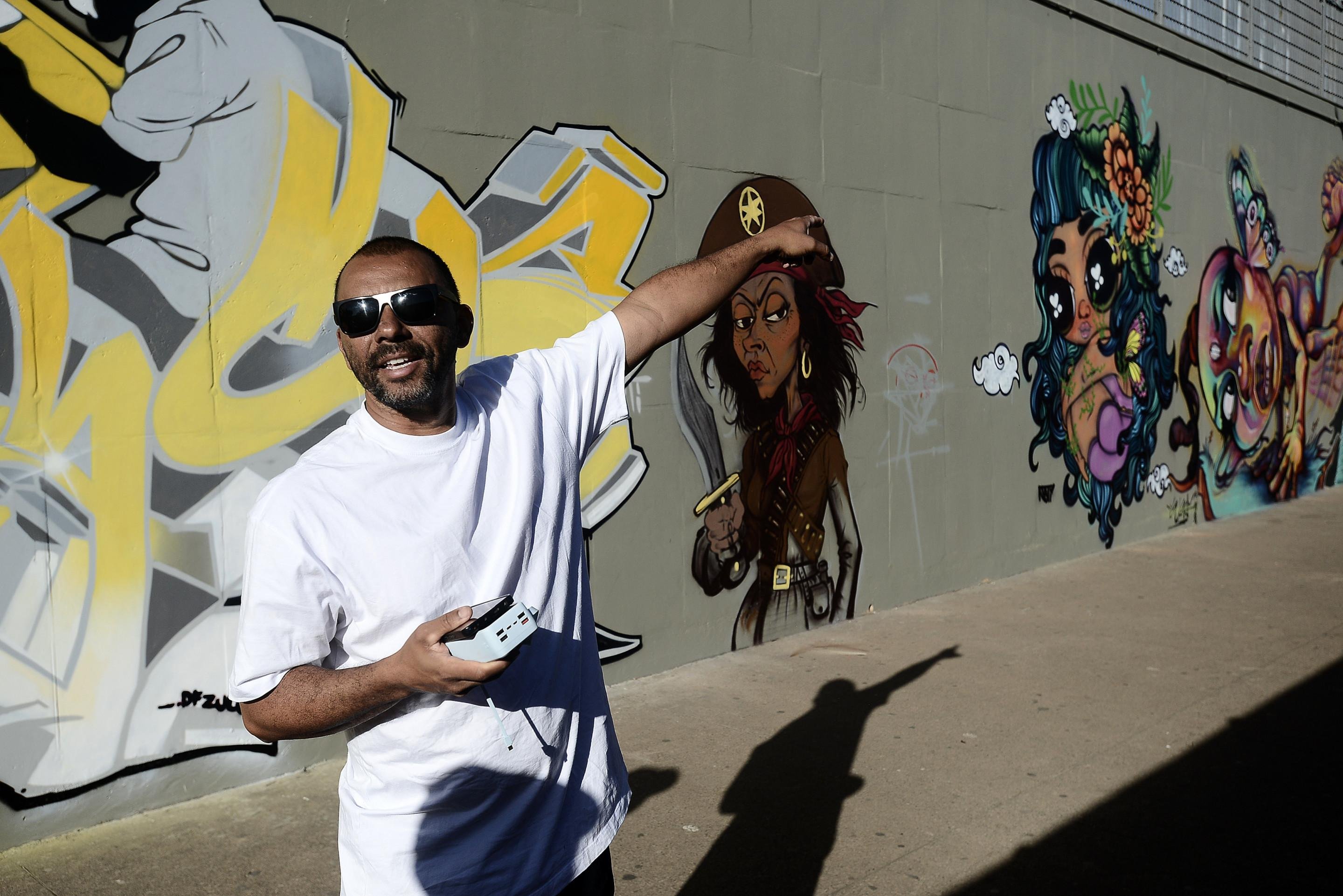 Cultura hip-hop em Ceilândia mobiliza artistas e voluntários