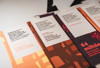 O estudo aponta que a EJA alcança apenas 1,5% de seu público potencial no país, deixando milhões de brasileiros sem acesso à retomada dos estudos. -  (crédito: Felipe Soares)