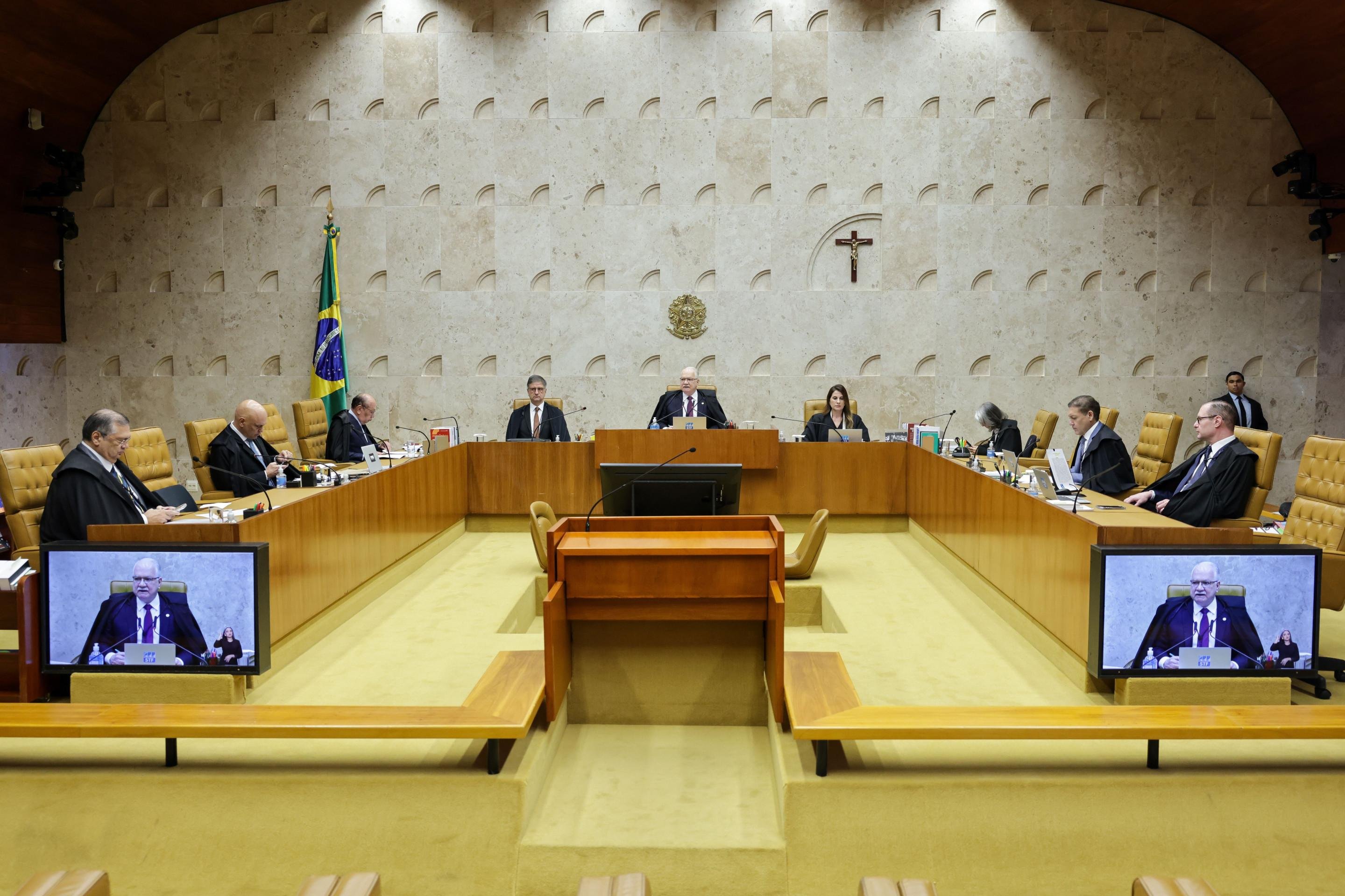 STF manda suspender e devolver pagamentos acima do teto a magistrados