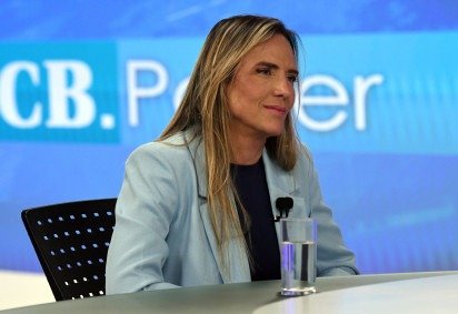 A governadora Celina Le&atilde;o &eacute; a entrevistada do CB.Poder. Na bancada, as jornalistas Ana Maria Campos e Denise Rothenburg -  (crédito:  Marcelo Ferreira/CB/D.A Press) -A governadora Celina Le&atilde;o &eacute; a entrevistada do CB.Poder. Na bancada, as jornalistas Ana Maria Campos e Denise Rothenburg -  (crédito:  Marcelo Ferreira/CB/D.A Press)