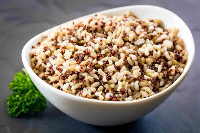 Arroz com quinoa (Imagem: Robyn Mackenzie | Shutterstock) - (crédito: EdiCase) Arroz com quinoa (Imagem: Robyn Mackenzie | Shutterstock) - (crédito: EdiCase)